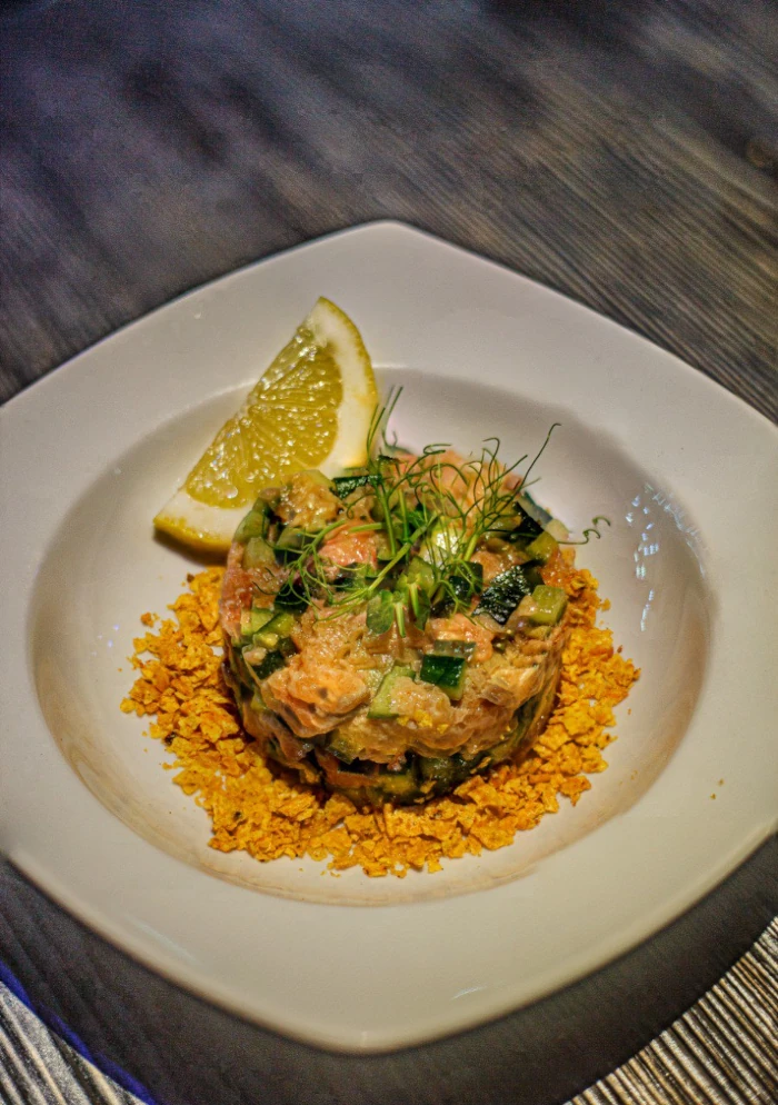 SALMON TAR TAR WITH GINGER AND NACHOS CHIPS
